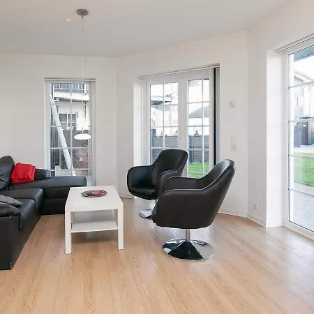6 Person Holiday On A In Bogense
