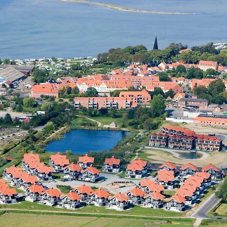 6 Person Holiday On A In * Bogense